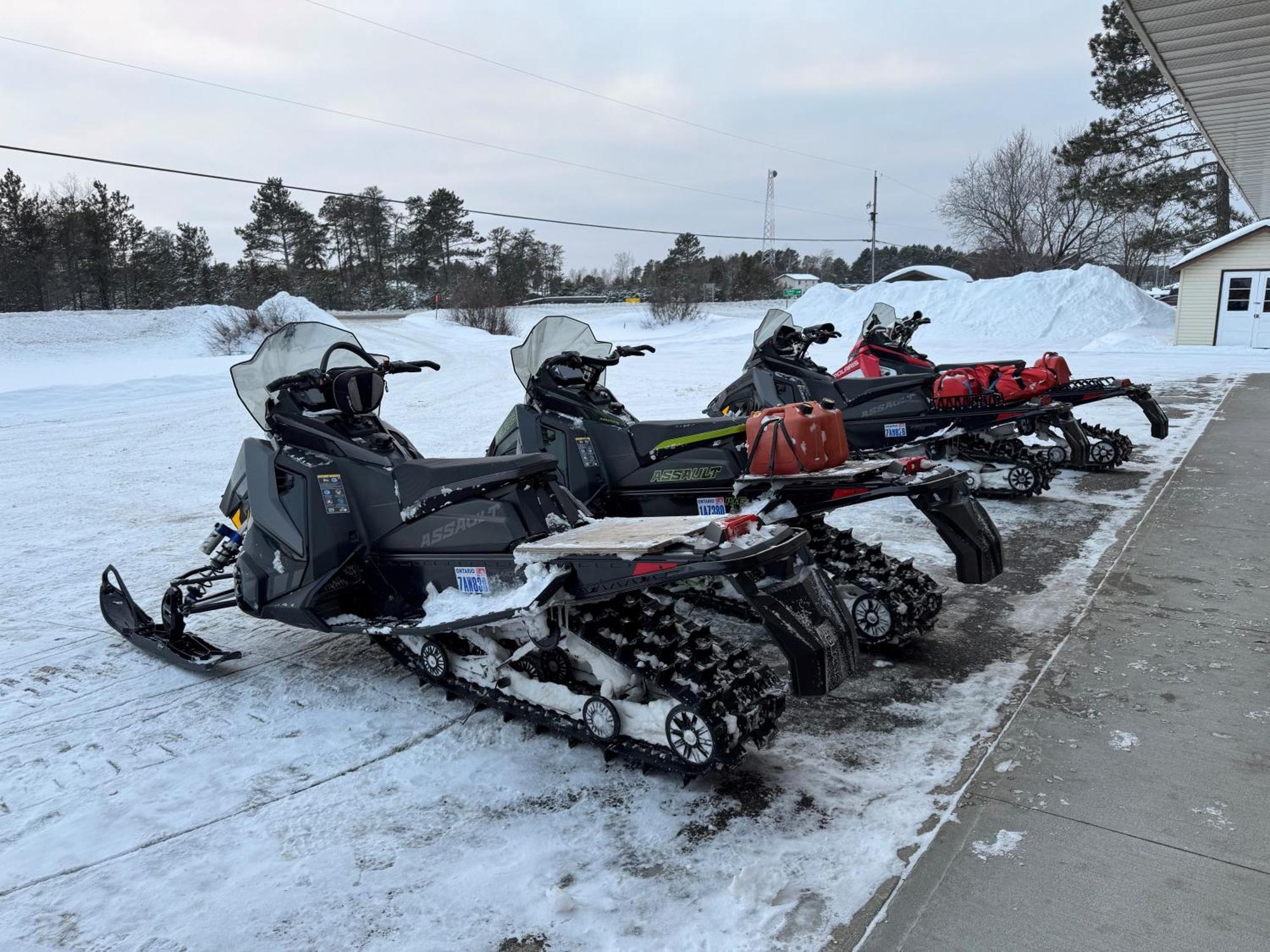 Northside Motel Vermilion Bay Экстерьер фото